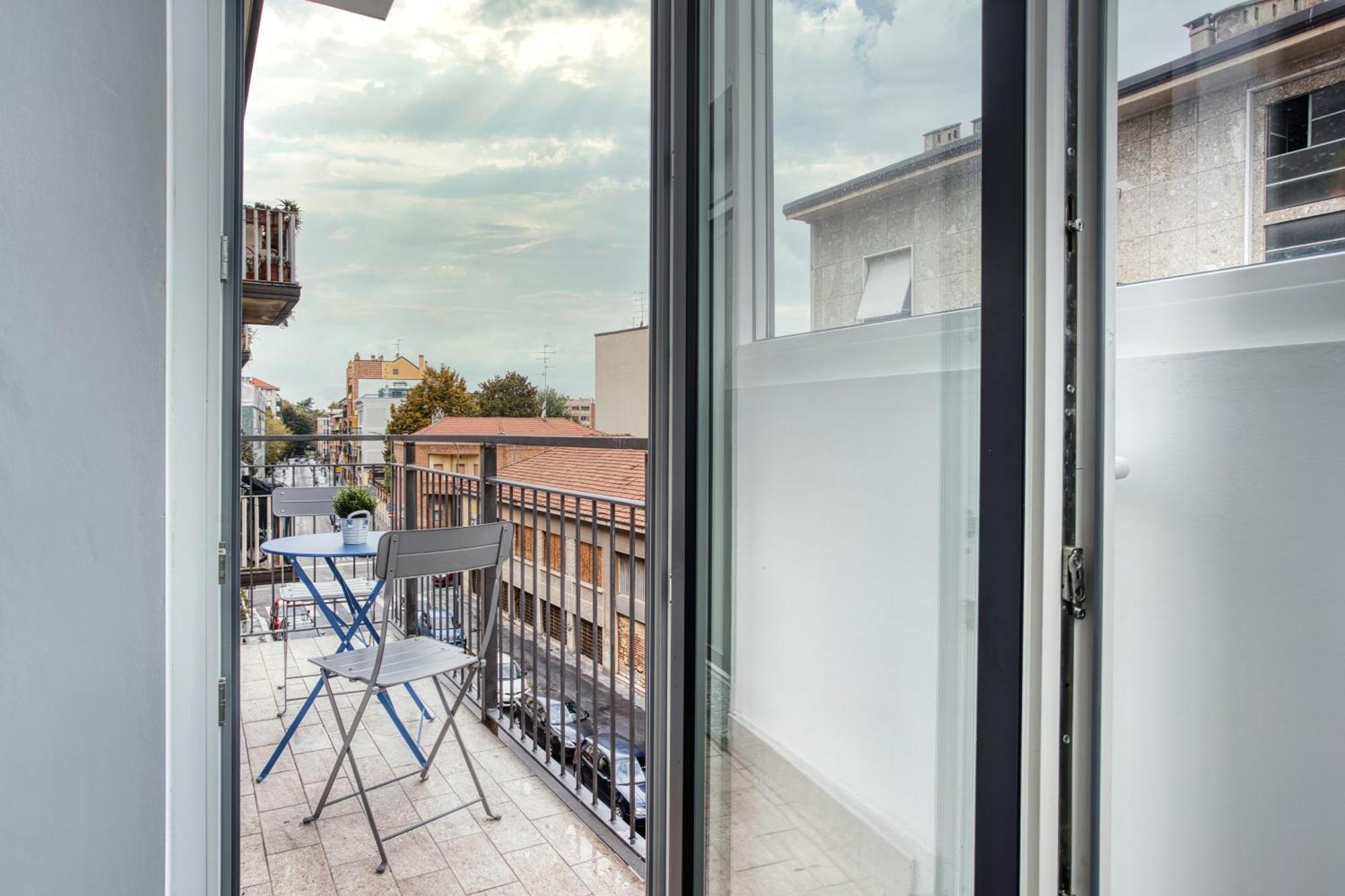Sleek City Abode In Maciachini Milan Luaran gambar